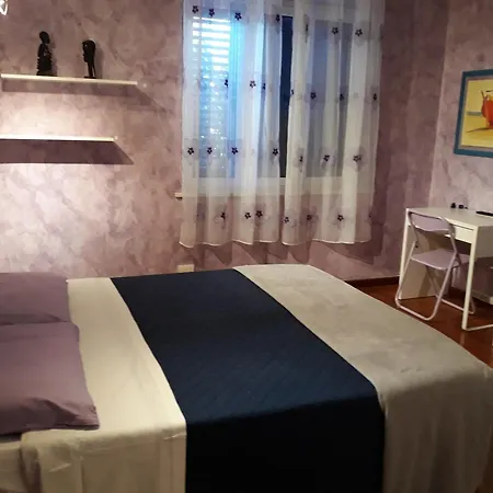 With 2 Bedrooms In Vezzano Ligure, With Wonderful Sea View, Apartman