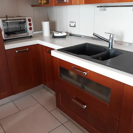 Appartamento With 2 Bedrooms In Vezzano Ligure, With Wonderful Sea View, *